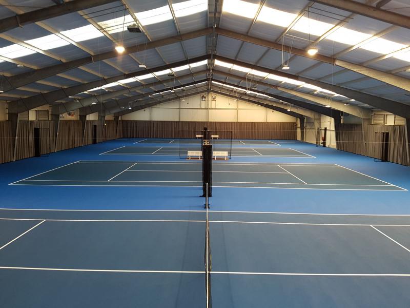 Tennisschool De Brug — wintertraining binnen
